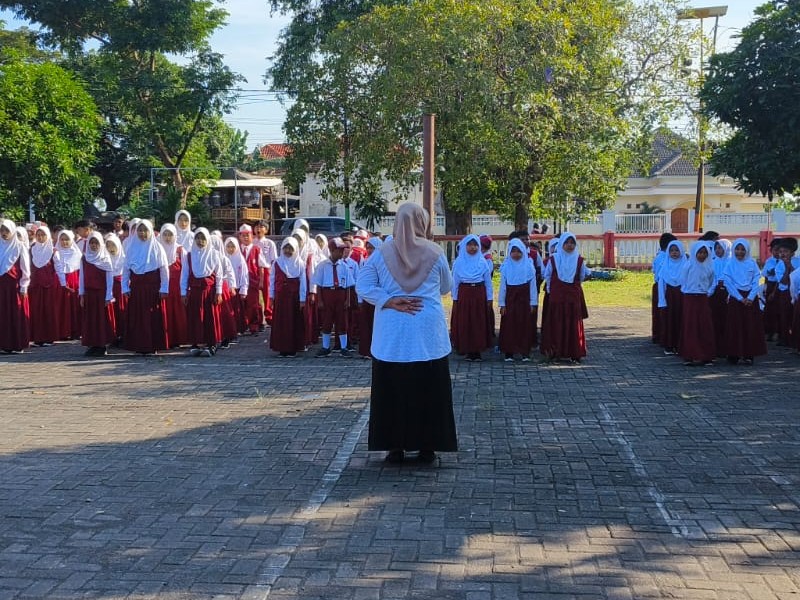 ACARA HALAL BIHALAL DAN UPACARA HARI SENIN